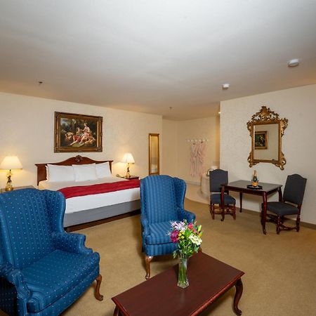 Silverland Inn Вирджиния Сити Екстериор снимка