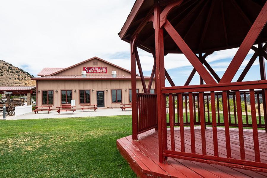 Silverland Inn Вирджиния Сити Екстериор снимка